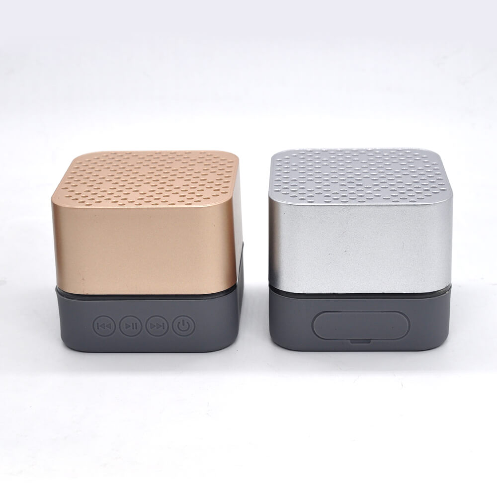 Hot Selling Custom Logo Metal Super Bass Bluetooth 5.0 Speaker Portable Stereo Wireless Speaker BS-242