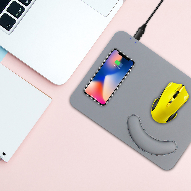 Casun Best Quality Wireless Qi Fast Charging Desktop Pad 10W Wireless Charger Mouse Pad Wireless Charging MP-W60