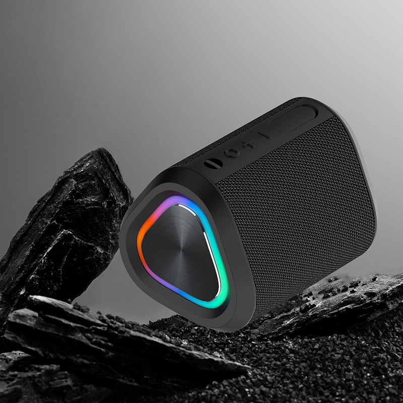 New Arrival OEM Custom LOGO IPX5 Waterproof Wireless Speaker Portable Outdoor Motorcycle Bike Bluetooth Speaker