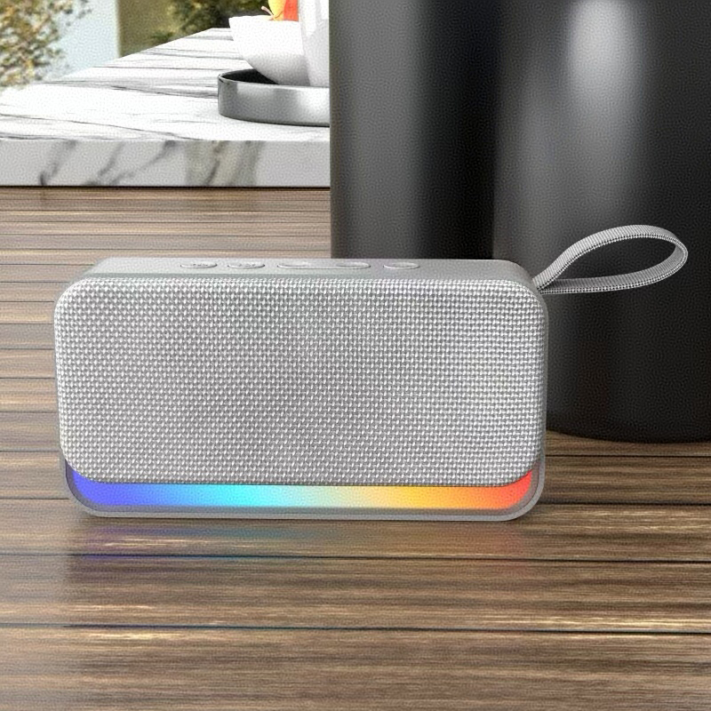 New Arrived Outdoor Portable Wireless BT Speaker TF/USB Fashion Portable Smart Speaker