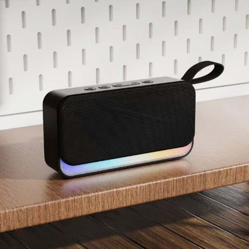 New Arrived Outdoor Portable Wireless BT Speaker TF/USB Fashion Portable Smart Speaker