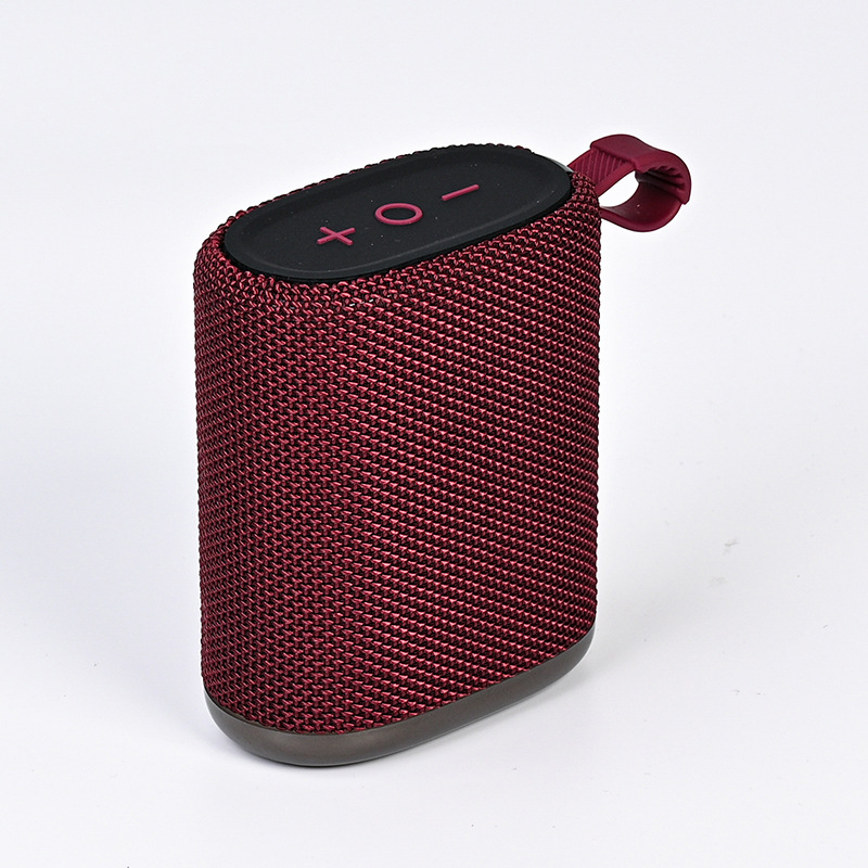 2025 Popular Outdoor Waterproof Fabric Plastic Speakers Professional Mini Radio Portable Bluetooth Speakers