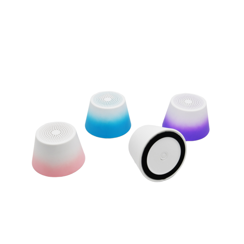 2025 New Portable Fashion Bluetooth Speaker Mini Desktop Subwoofer Outdoor Mini Gradient Color Bluetooth Speaker