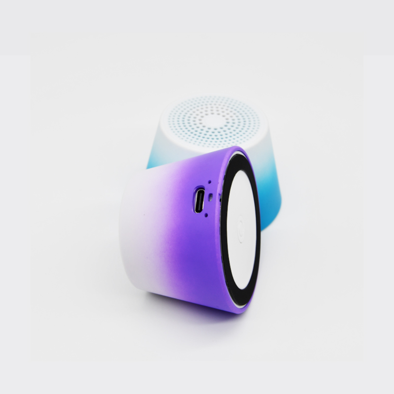 2025 New Portable Fashion Bluetooth Speaker Mini Desktop Subwoofer Outdoor Mini Gradient Color Bluetooth Speaker