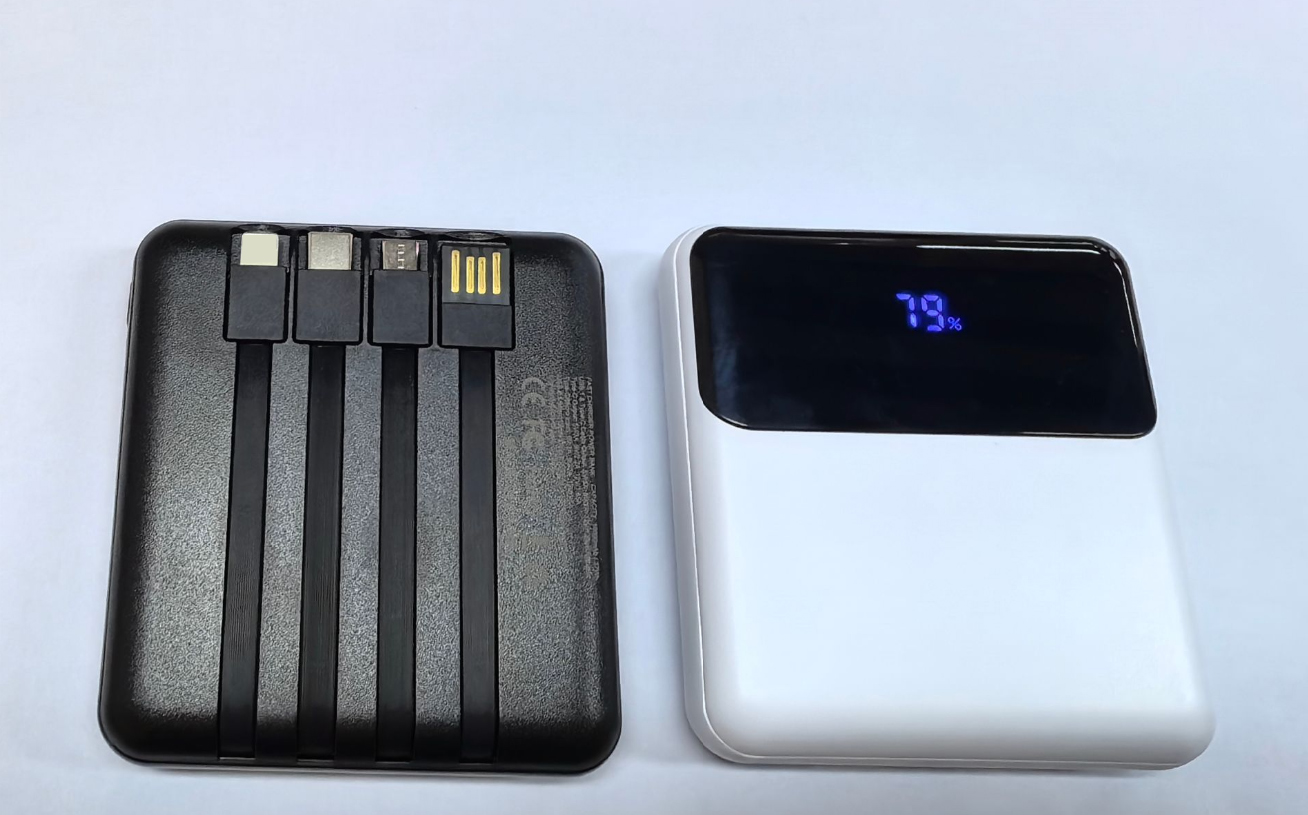 Hot-Selling High Capacity 4 Built-In Cables LED Screen Plastic USB Type-C Interfaces 22.5W 10000mAh Mini Portable Power Bank